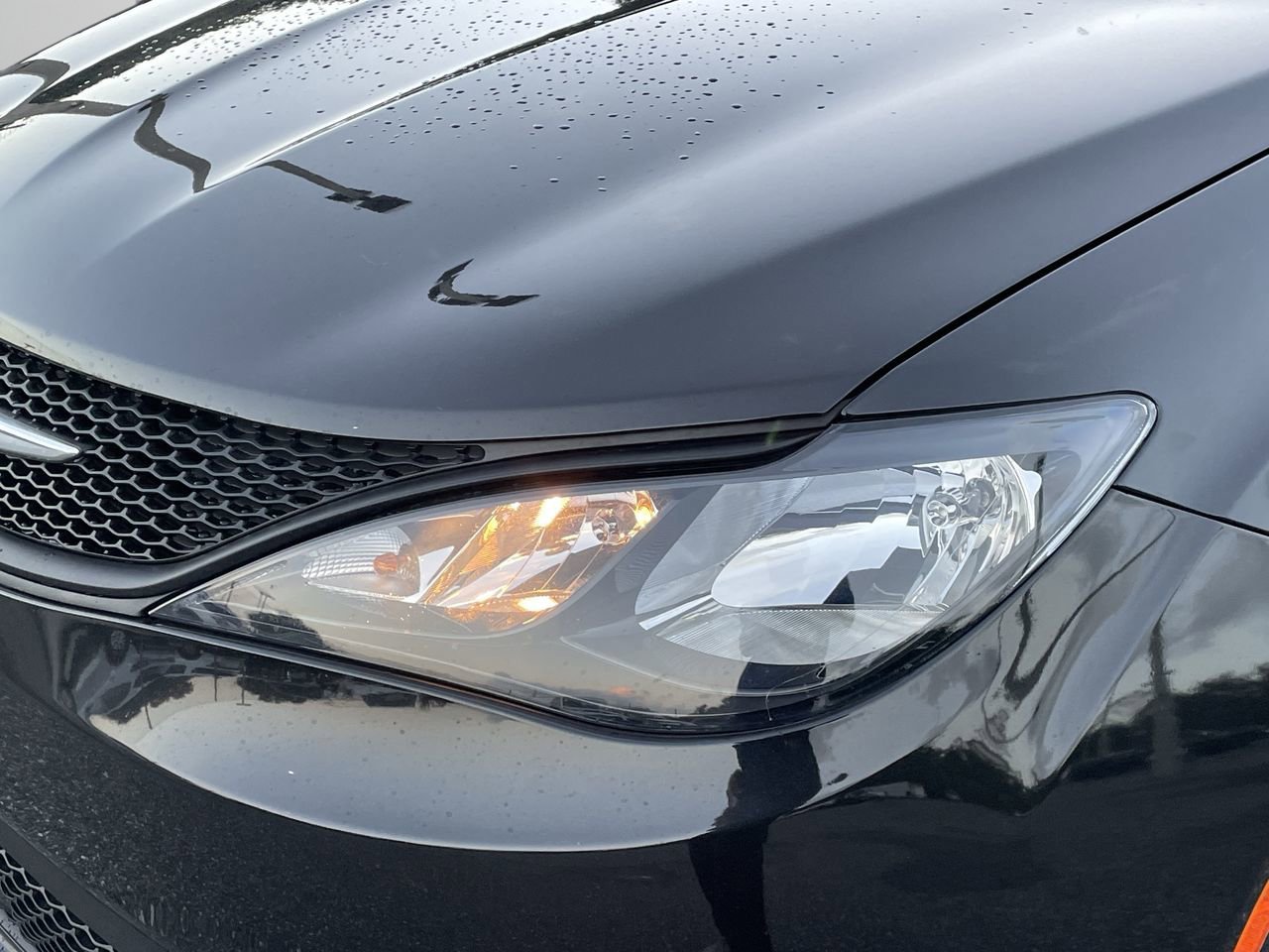 2024 Chrysler Voyager LX photo 5