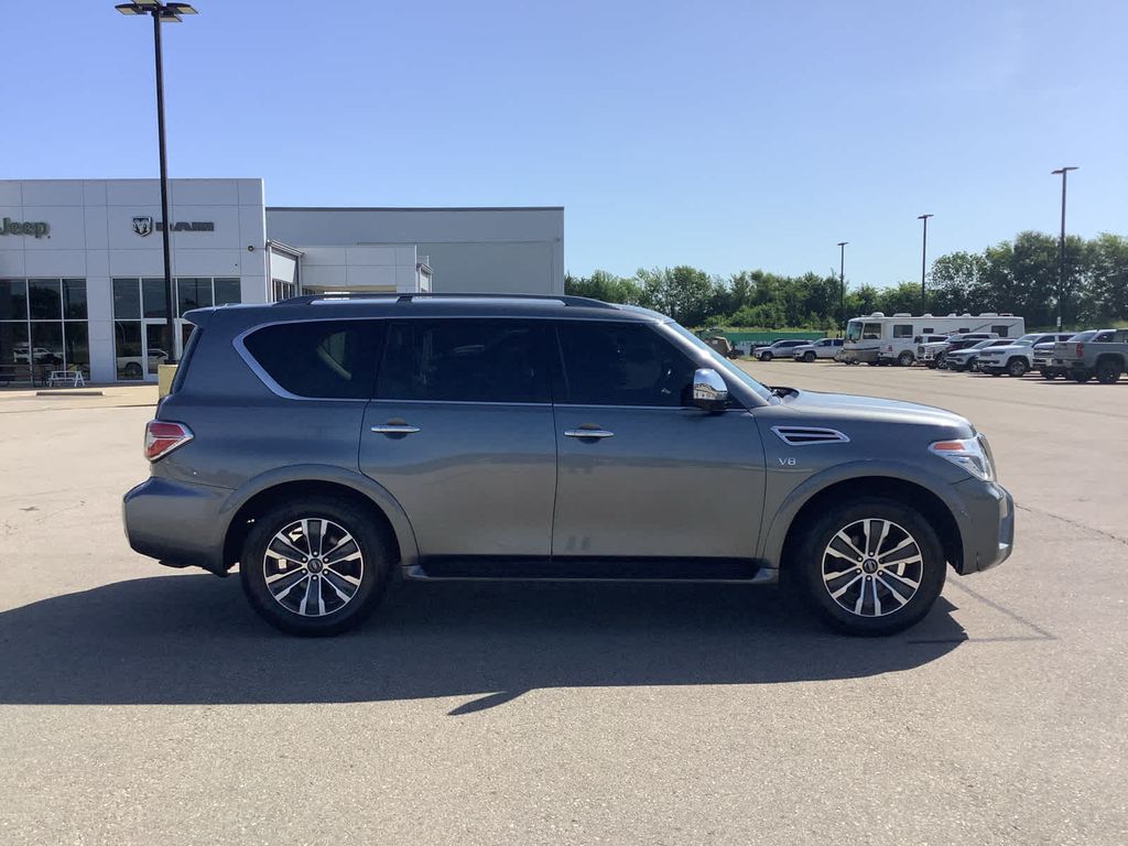 2020 Nissan Armada SL photo 6