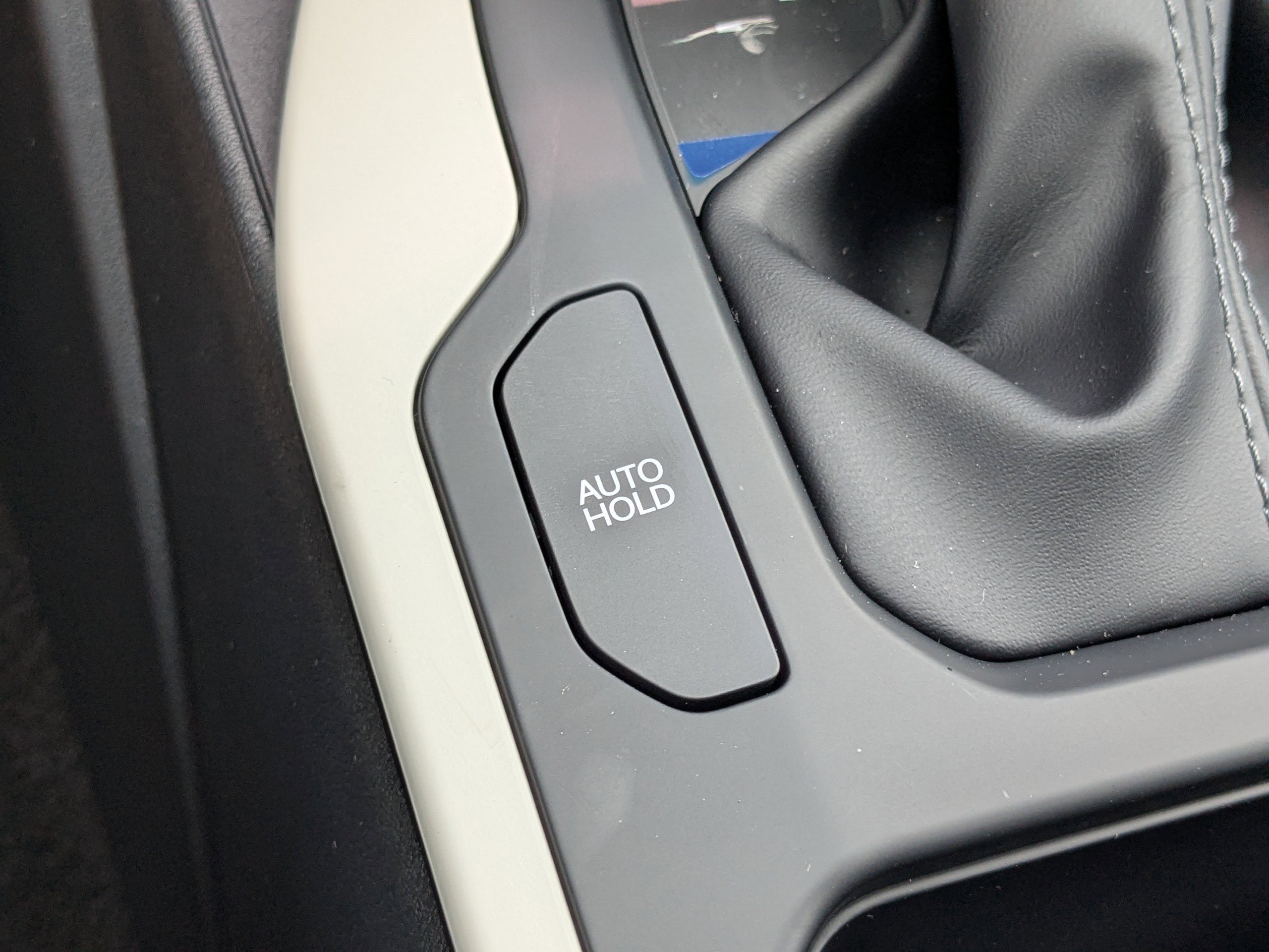 2025 Kia K4 GT-Line photo 26