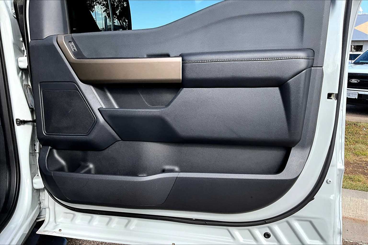 2024 Ford F-150 STX photo 21