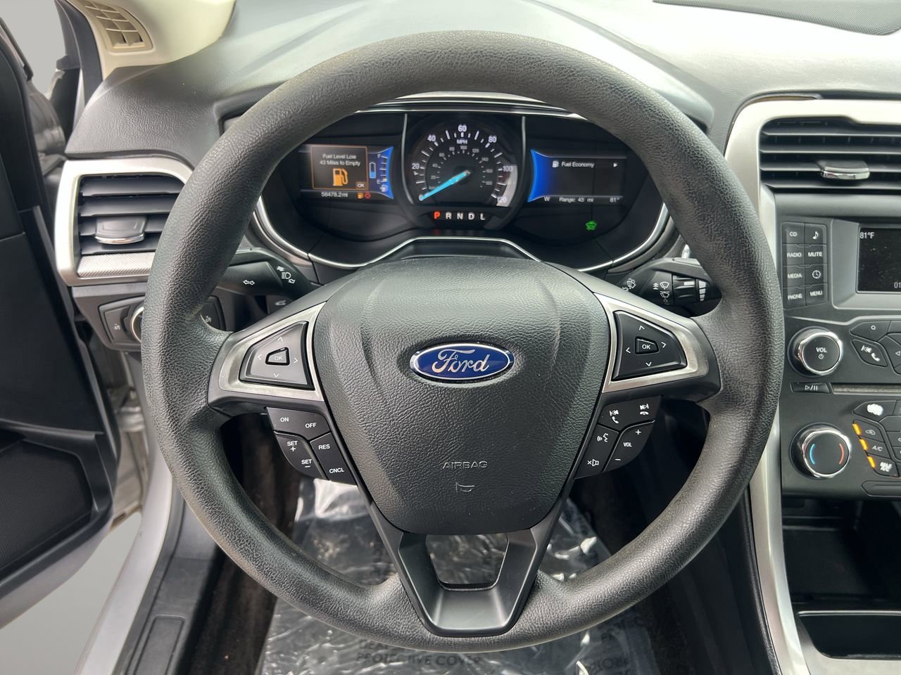 2017 Ford Fusion S Hybrid photo 25