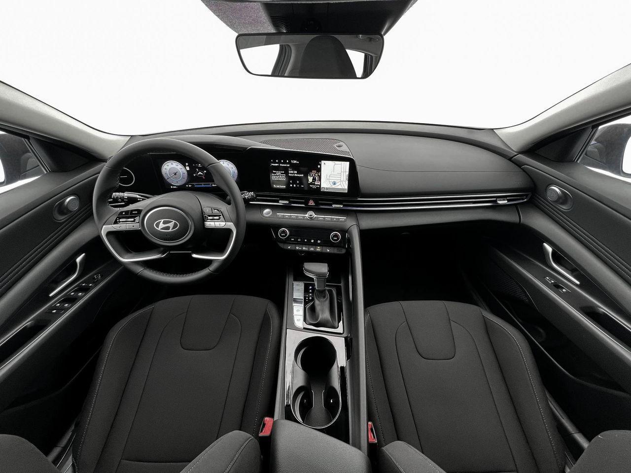 2025 Hyundai Elantra SEL Convenience photo 12
