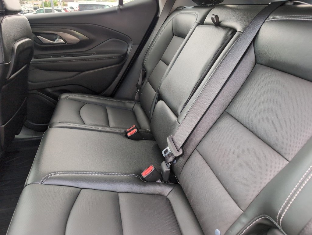 2024 Gmc Terrain SLT photo 13