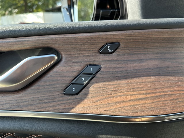 2022 Jeep Grand Cherokee Summit photo 33