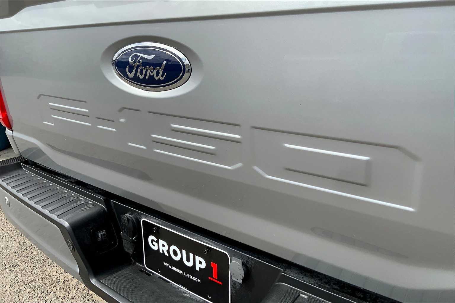 2023 Ford F-150 XL photo 9