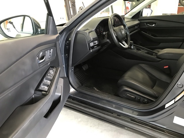 2023 Honda Accord Hybrid Touring photo 11