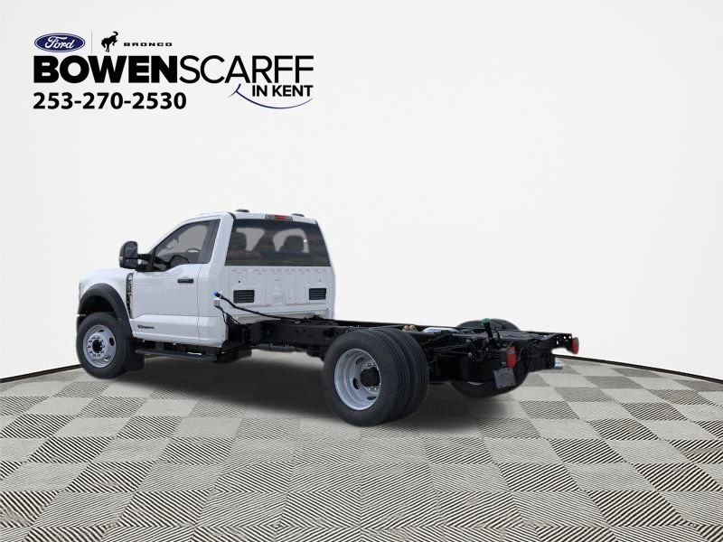 2025 Ford F-600 photo 4
