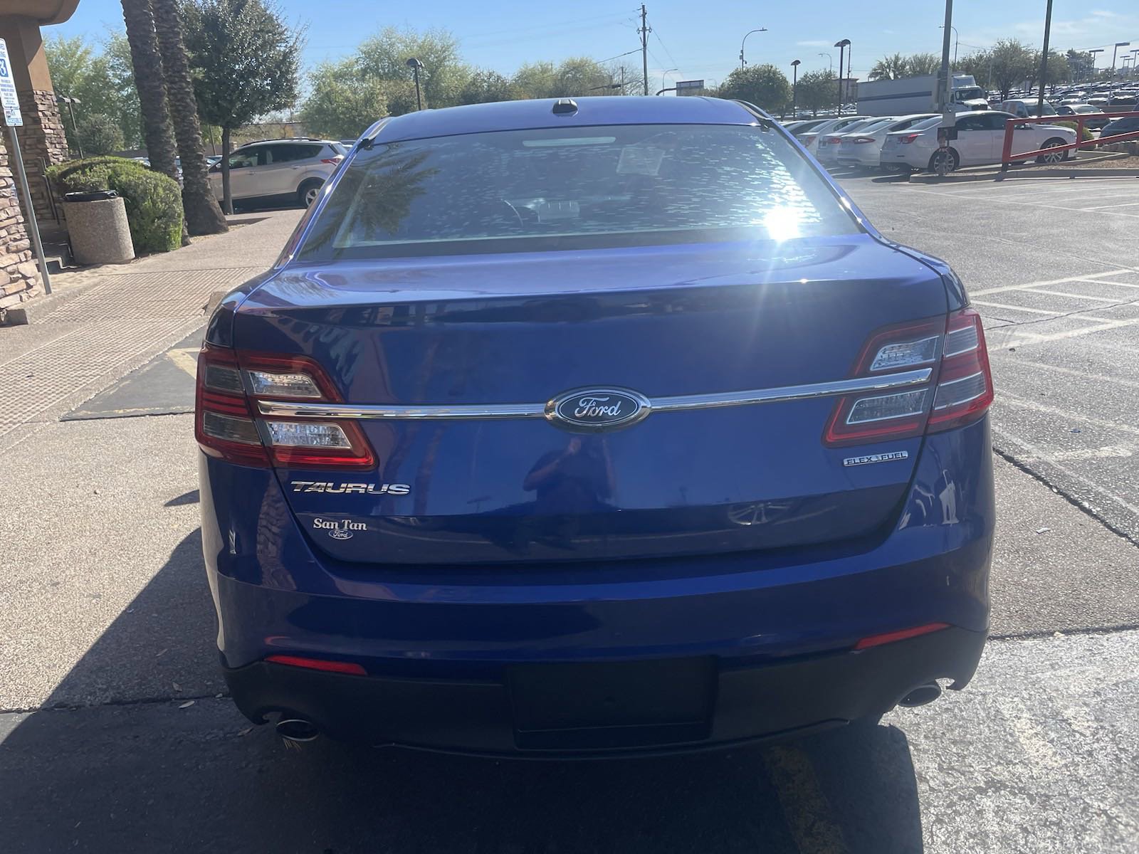 PreOwned 2015 Ford Taurus SE 4dr Car in Phoenix 32128A Cactus Jack