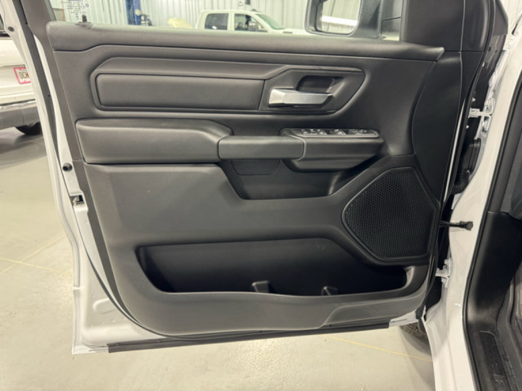 2026 Ram 1500 Tradesman photo 21