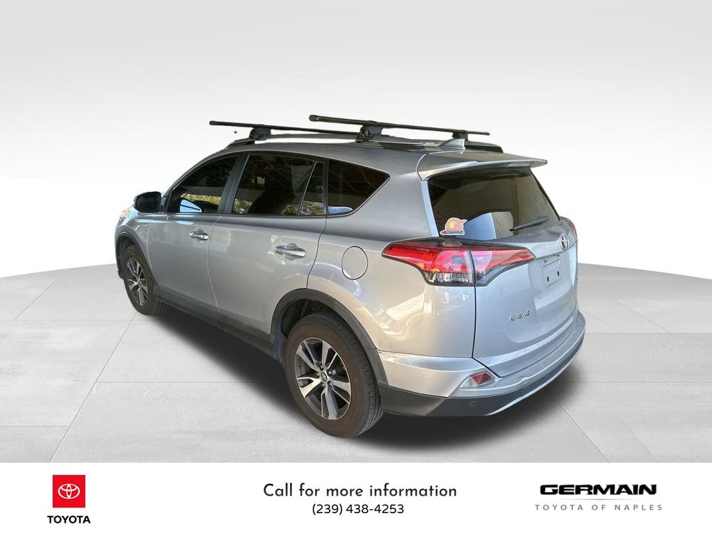 2017 Toyota RAV4 XLE photo 2