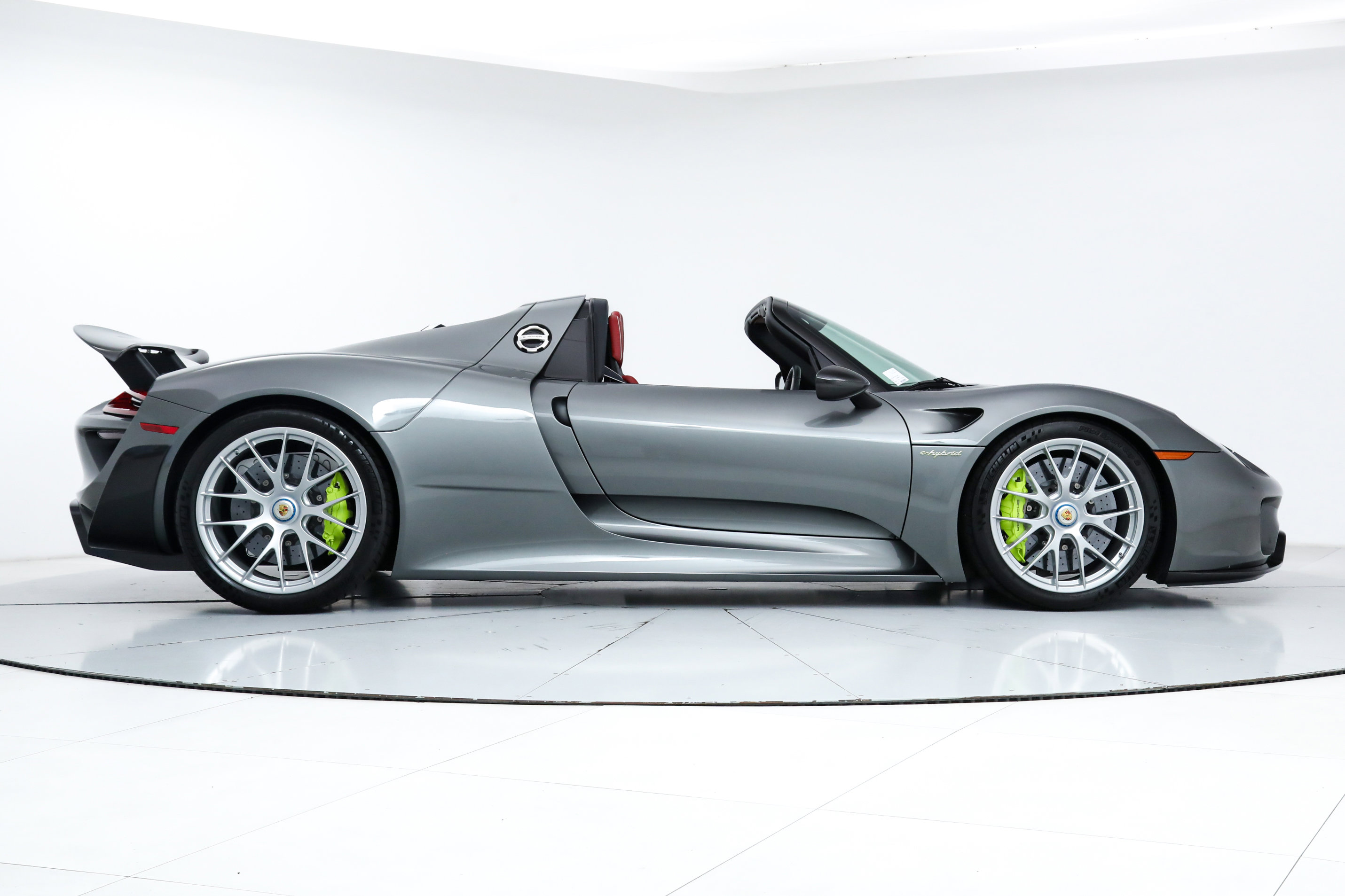 2015 Porsche 918 Spyder photo 8