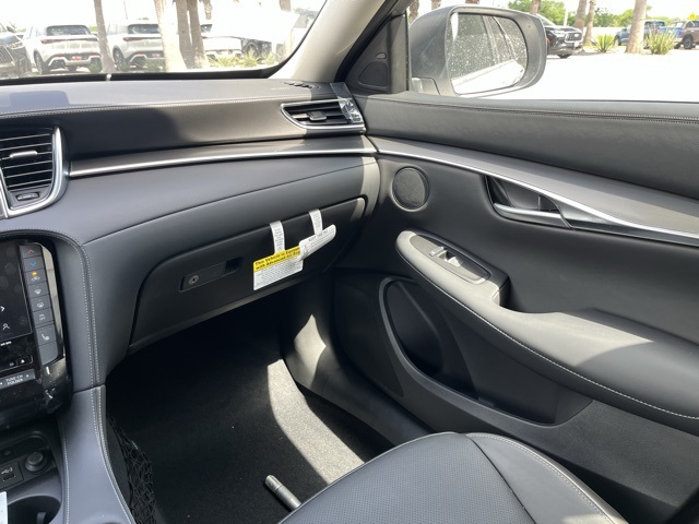 2025 Infiniti QX50 Luxe photo 18
