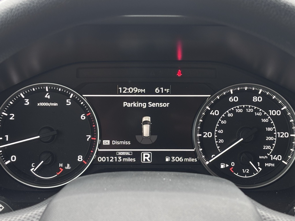 2024 Mitsubishi Outlander ES photo 28