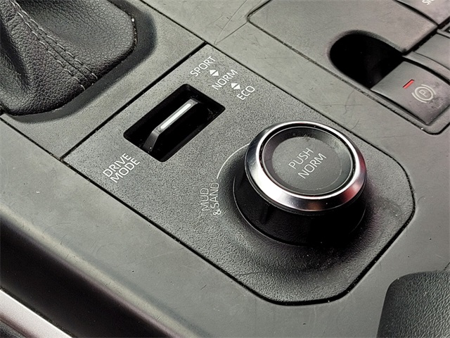 2023 Toyota Highlander XSE photo 25