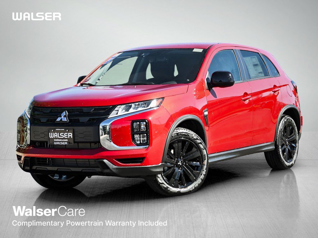 2025 Mitsubishi Outlander Sport LE's photo