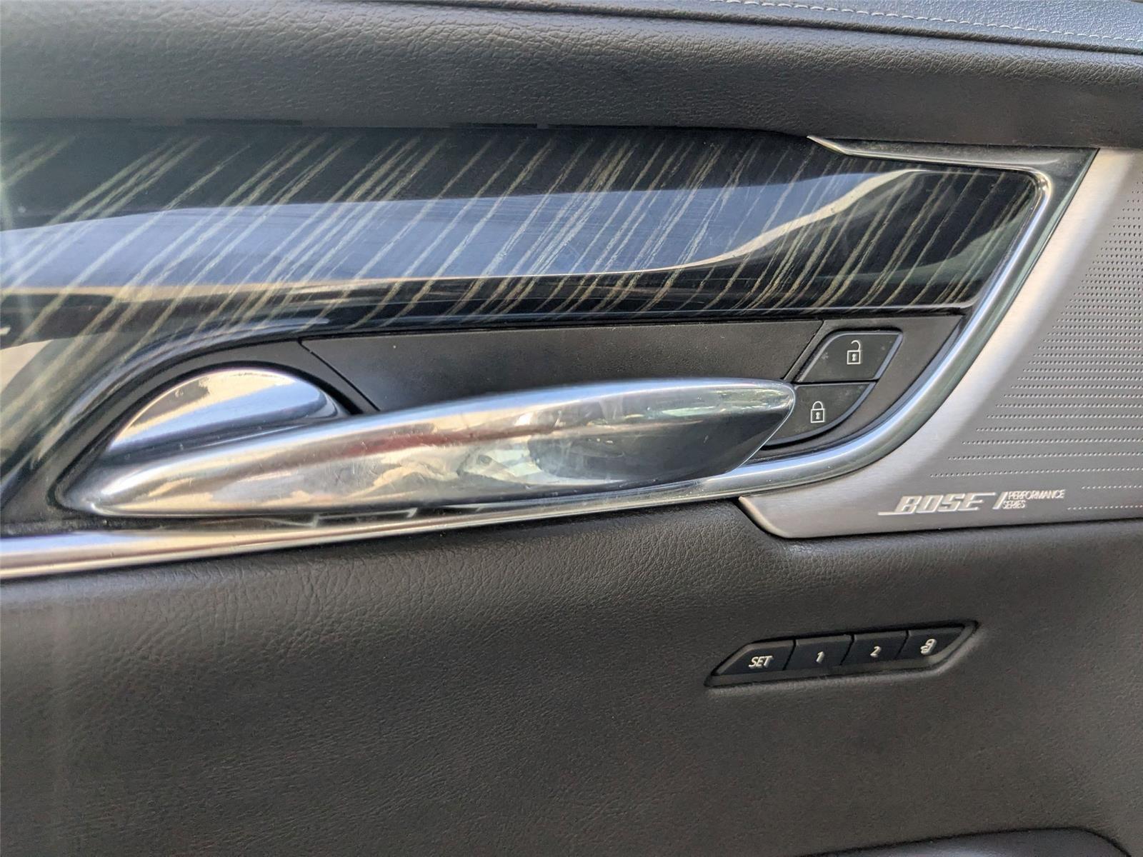 2020 Cadillac XT6 Premium Luxury photo 12