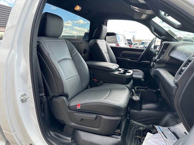 2024 Ram 2500 Tradesman photo 27