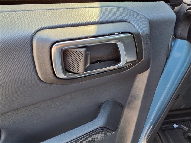 2025 Ford Bronco Big Bend photo 9