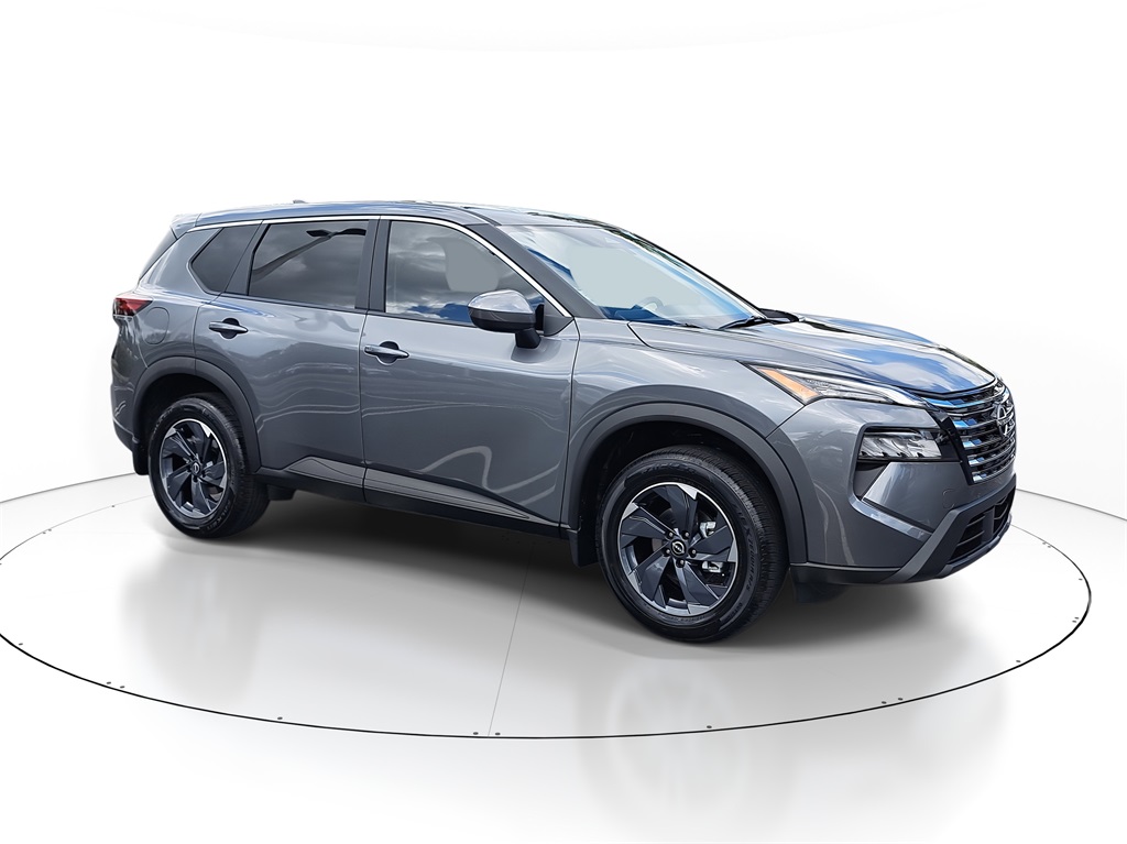 2026 Nissan Rogue SV photo 2