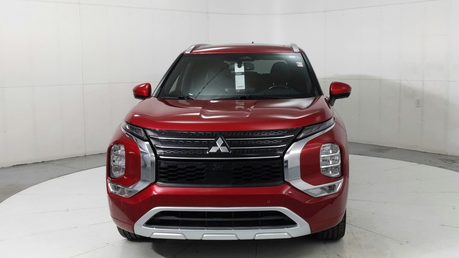 Used 2022  Mitsubishi SEL image 8