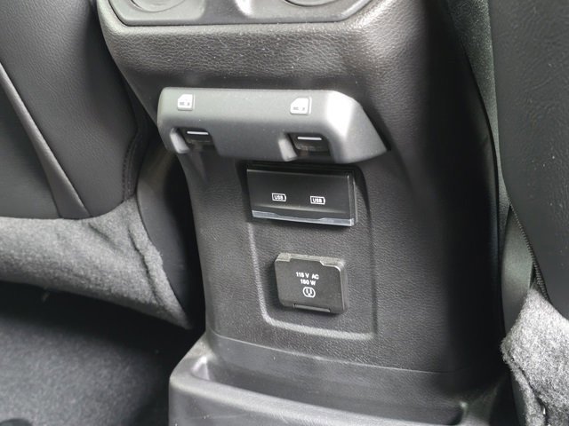 2021 Jeep Wrangler Unlimited Sahara Altitude photo 32