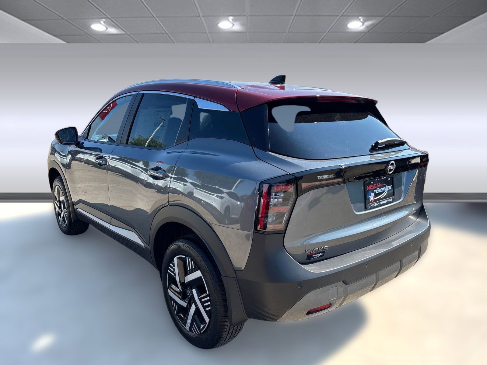 2026 Nissan Kicks SV photo 3