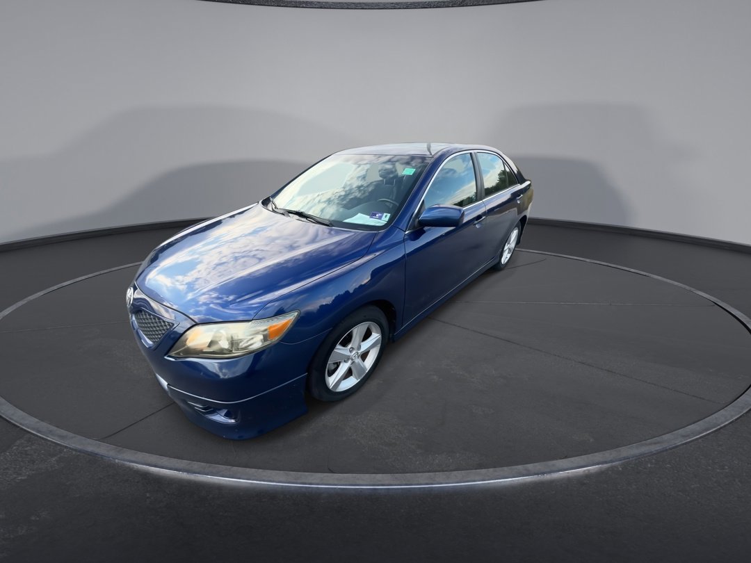 2011 Toyota Camry SE photo 4