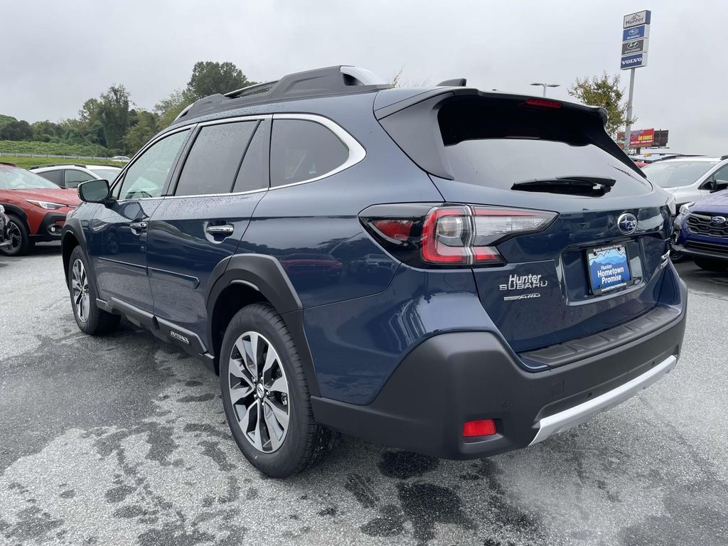 2025 Subaru Outback Touring XT photo 23