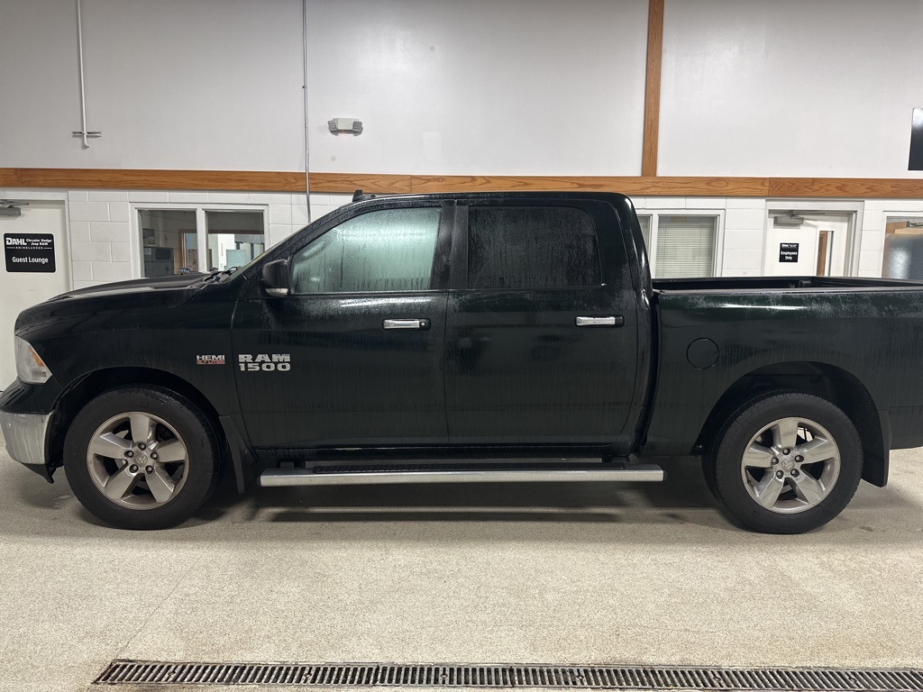 2016 Ram 1500 Big Horn photo 2
