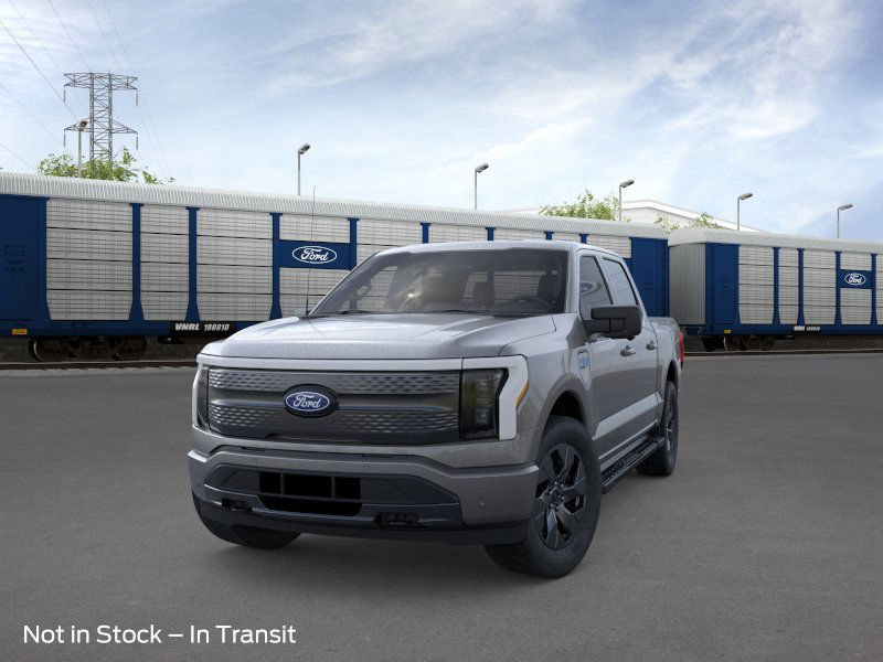 2025 Ford F-150 Lightning photo 2
