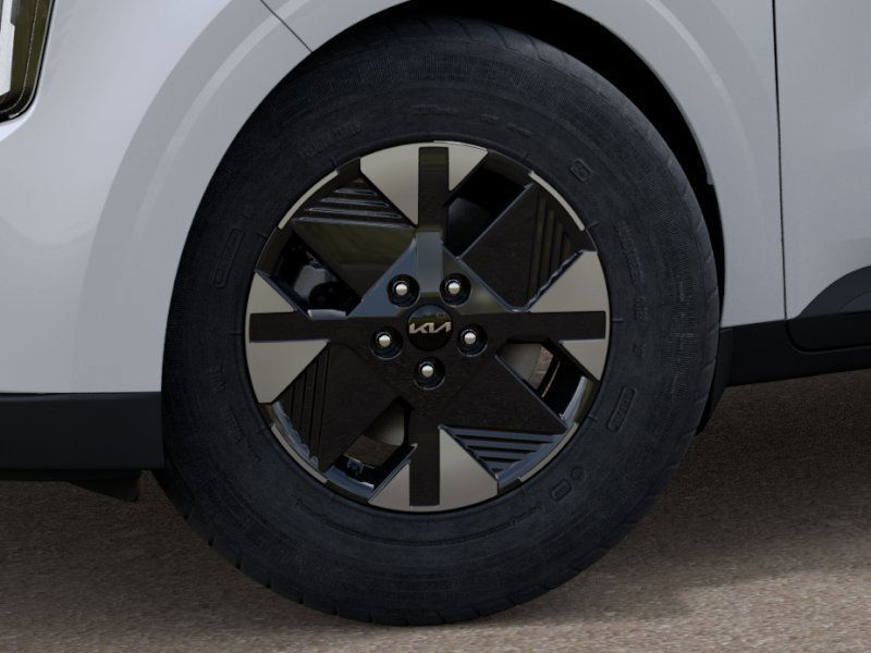 2026 Kia Carnival LXS photo 7