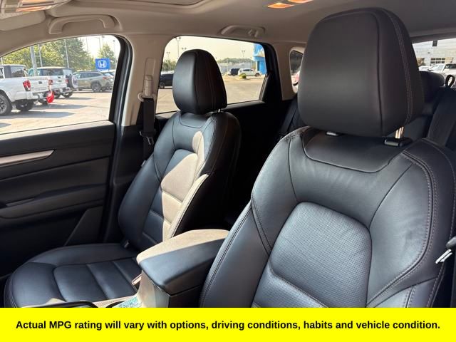 2023 Mazda CX-5 2.5 S Preferred photo 3