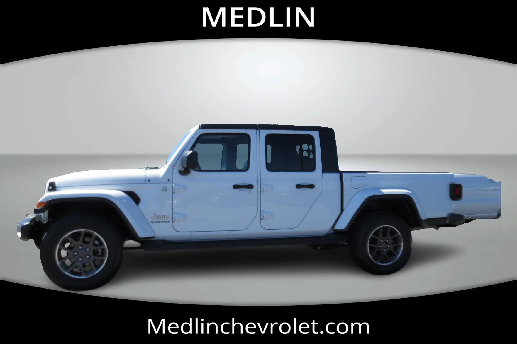2023 Jeep Gladiator Overland photo 5