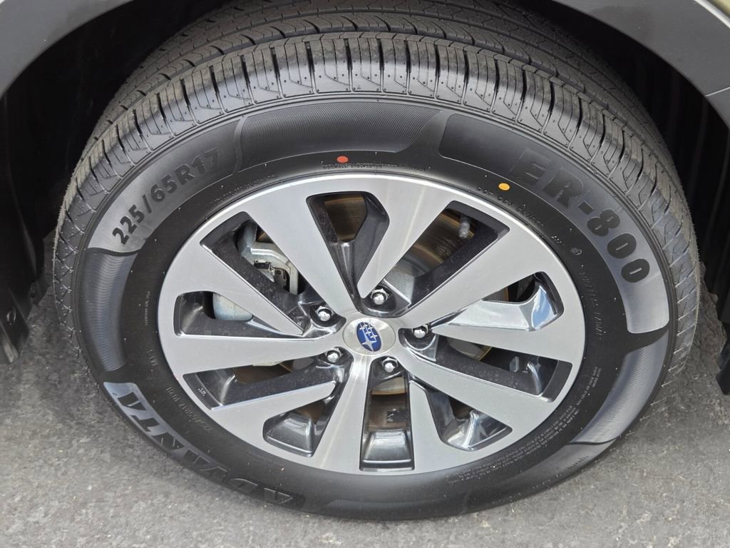 2022 Subaru Outback Premium photo 9