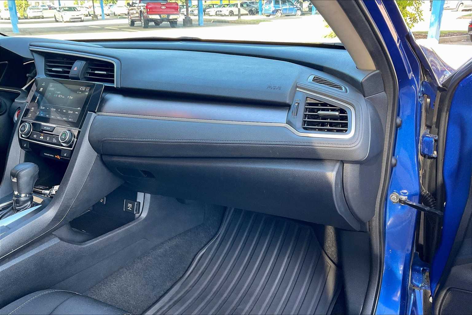 2017 Honda Civic EX-T photo 17