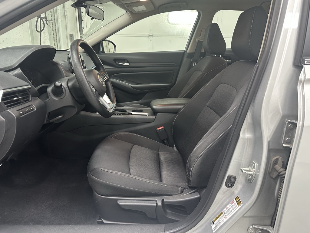 2022 Nissan Altima 2.5 S photo 14