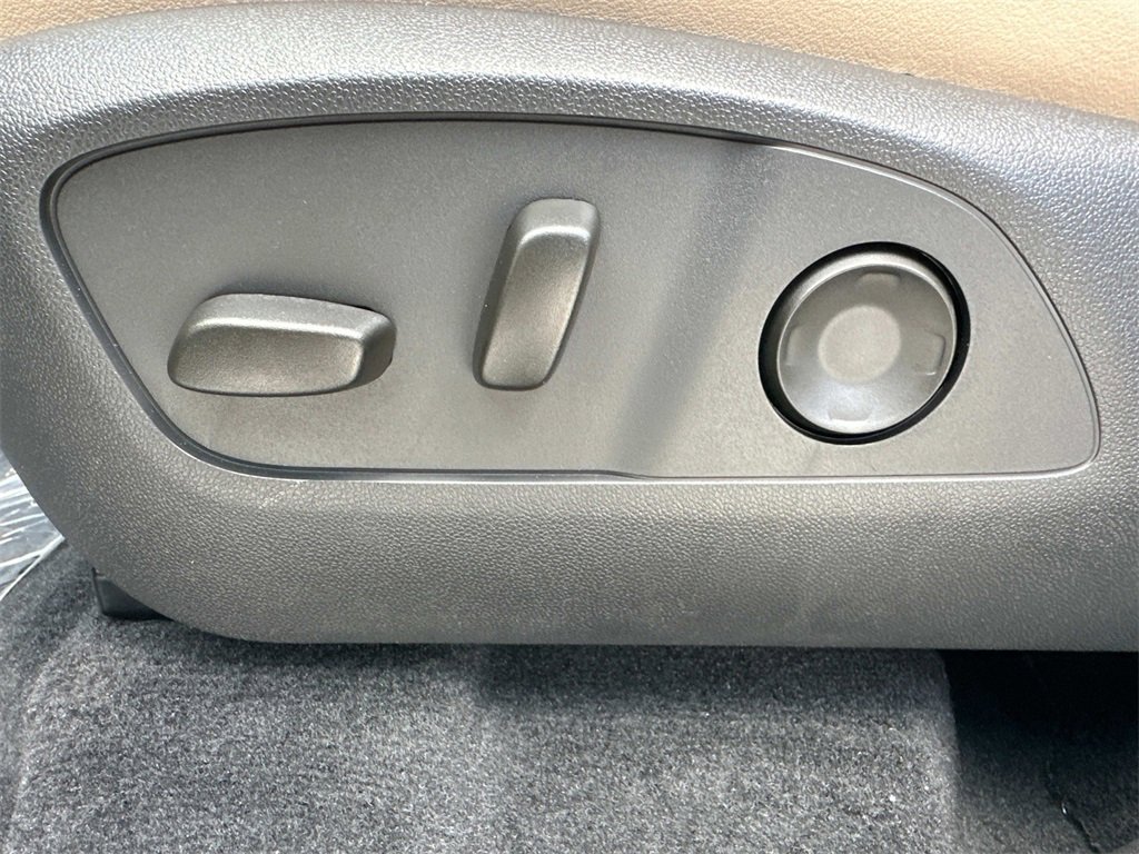 2026 Buick Enclave Preferred photo 20