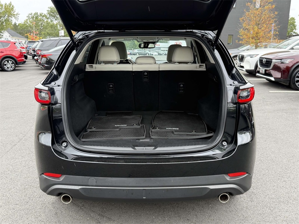 2022 Mazda CX-5 2.5 S Preferred photo 28