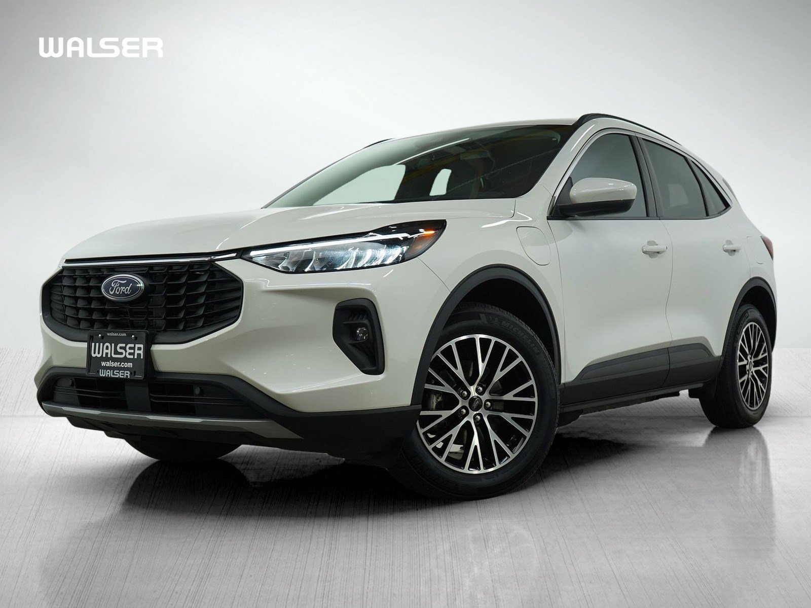 2023 Ford Escape PHEV's photo