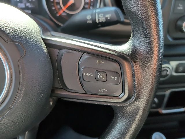 2019 Jeep Wrangler Unlimited Sport photo 3