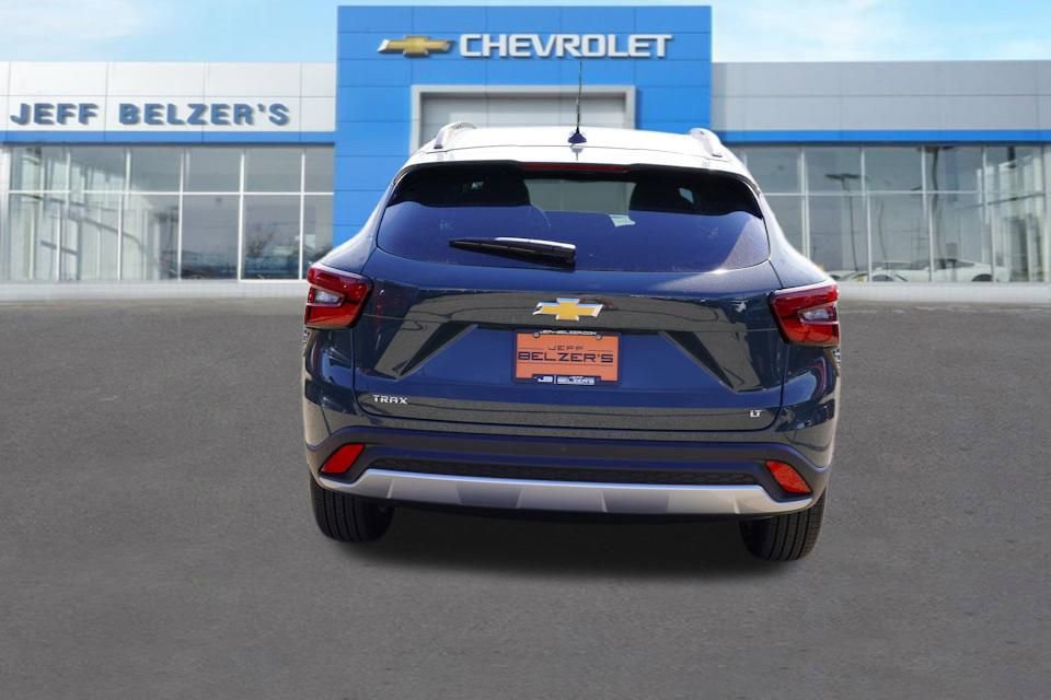 2026 Chevrolet Trax LT photo 4