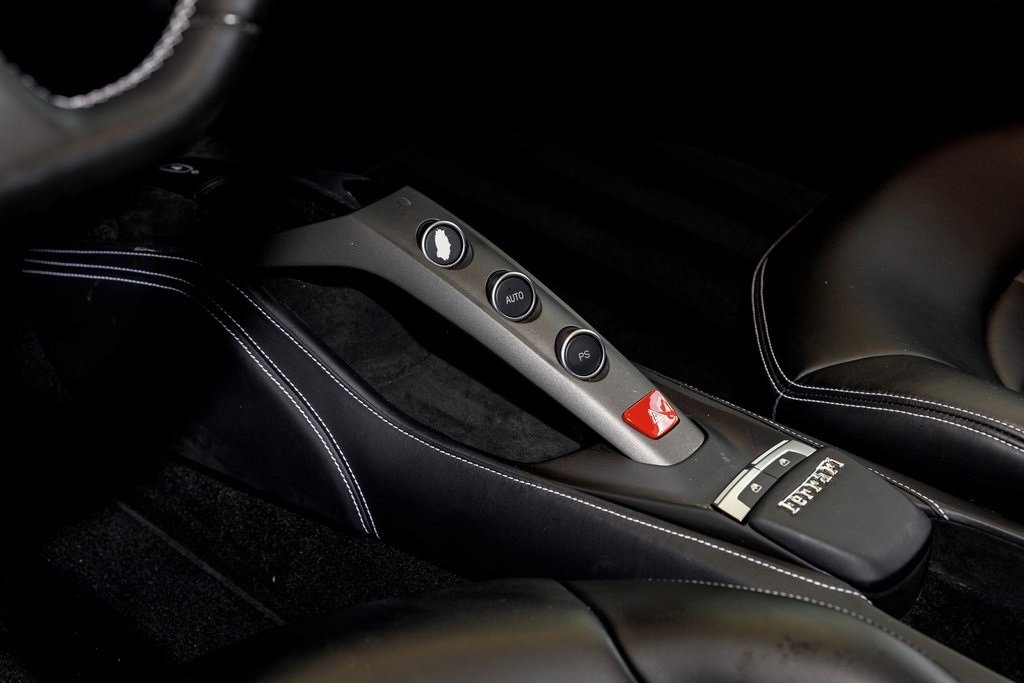 2019 Ferrari 488 GTB photo 33