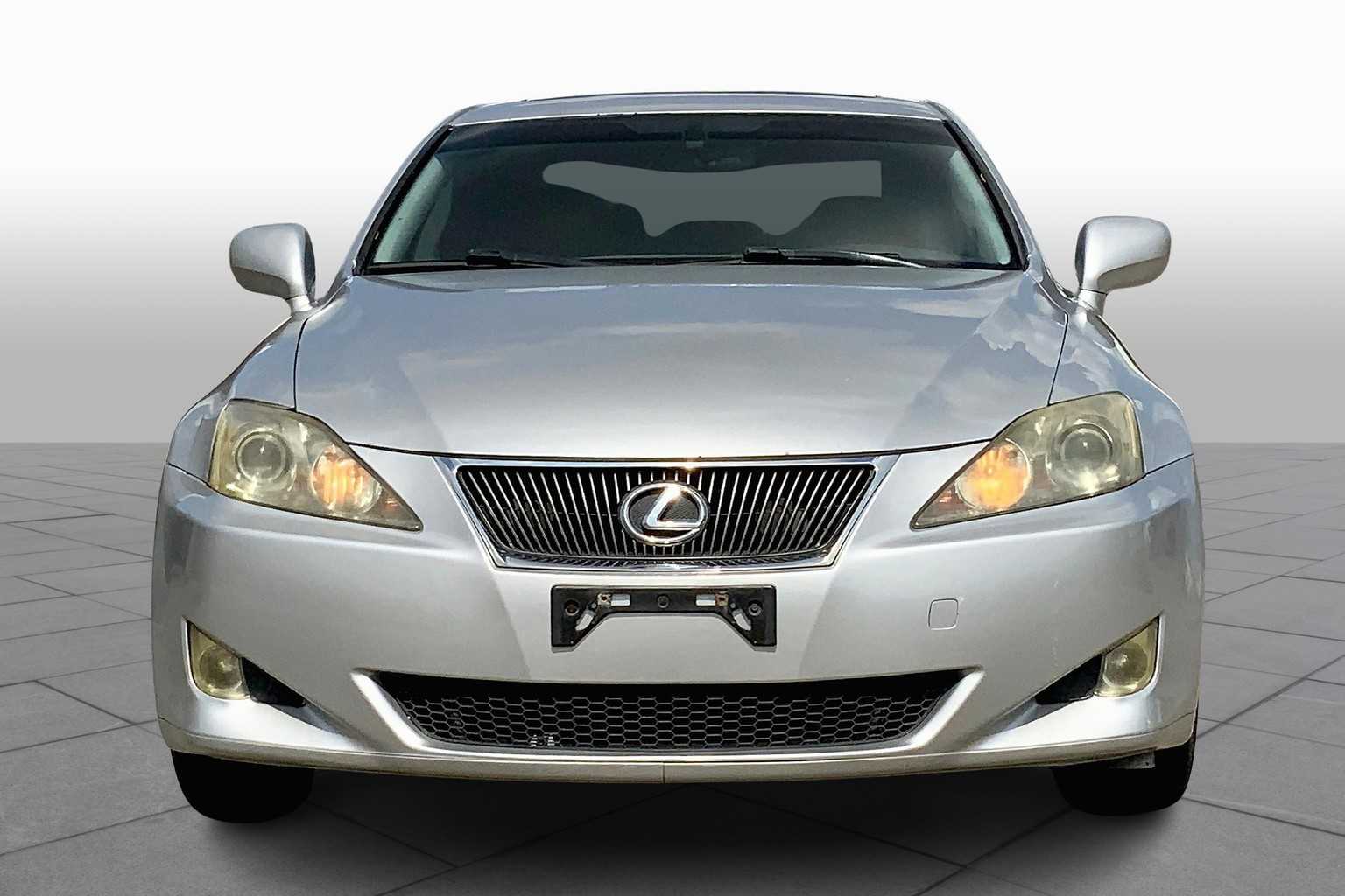2007 Lexus IS 250 photo 3