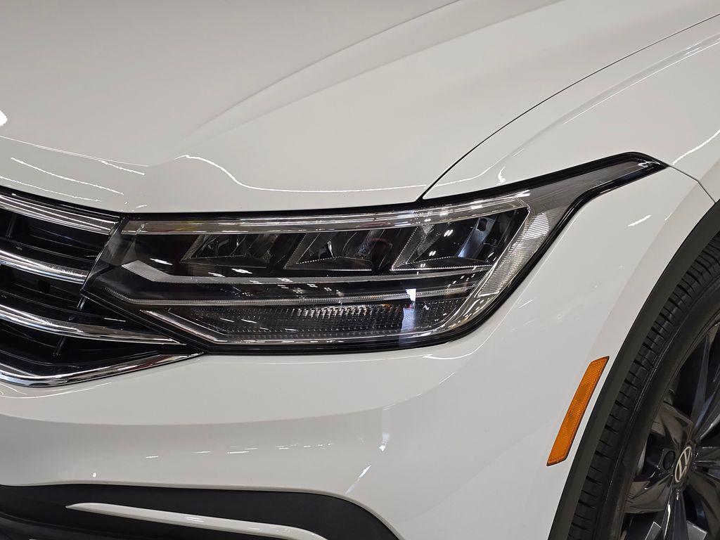2024 Volkswagen Tiguan SE Wolfsburg Edition photo 9