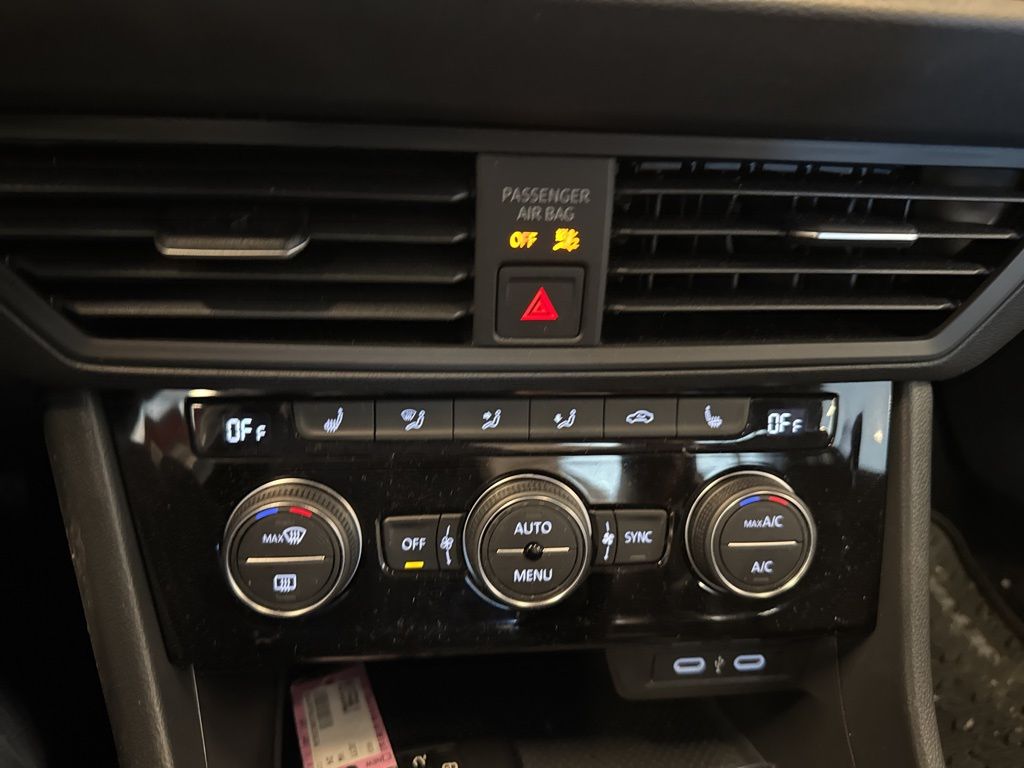 2024 Volkswagen Jetta 1.5T SE photo 21