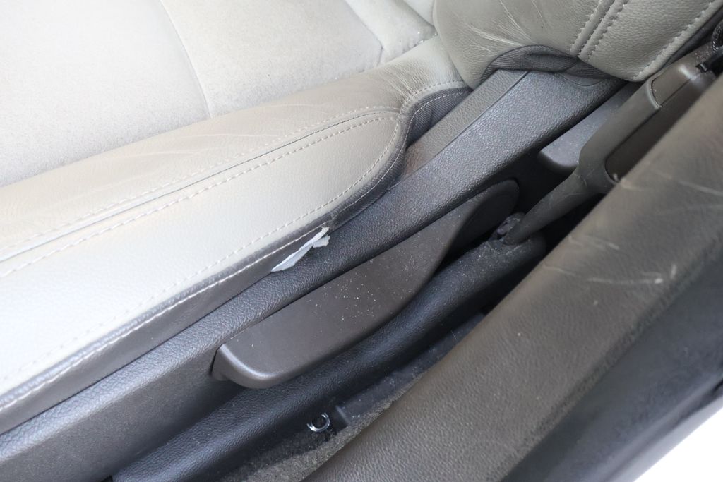 2014 Chevrolet Volt Base photo 13