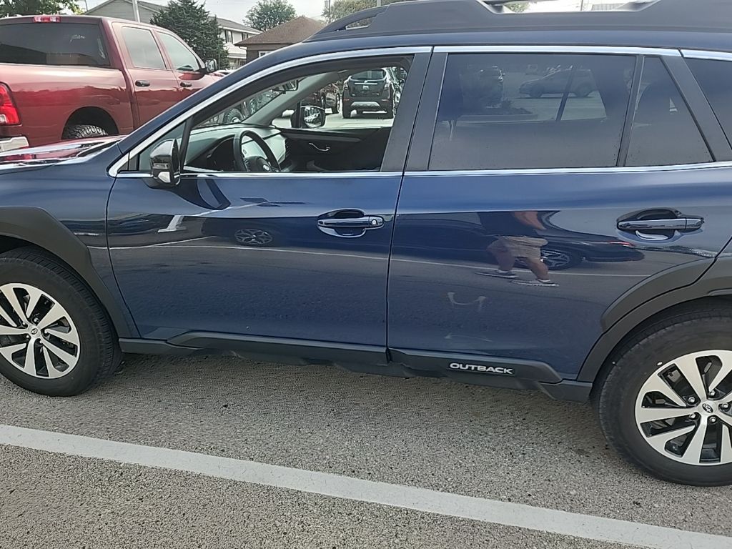 2025 Subaru Outback Premium photo 8