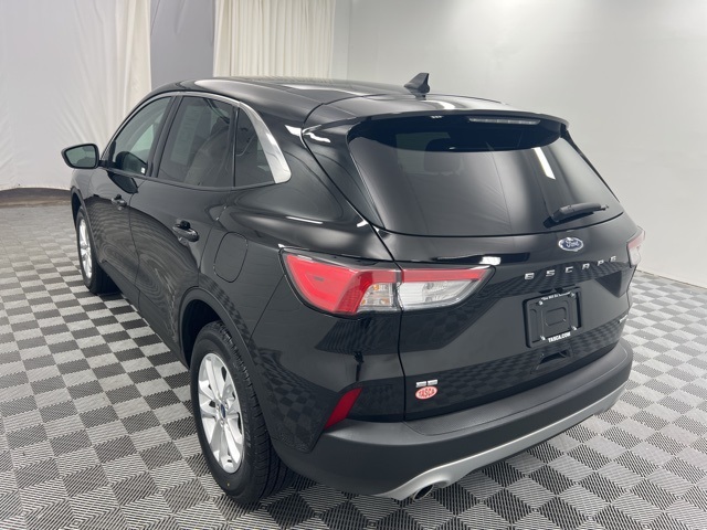 2022 Ford Escape SE photo 6