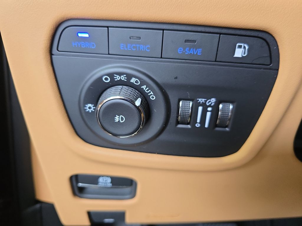 2024 Jeep Grand Cherokee Summit Reserve 4xe photo 25