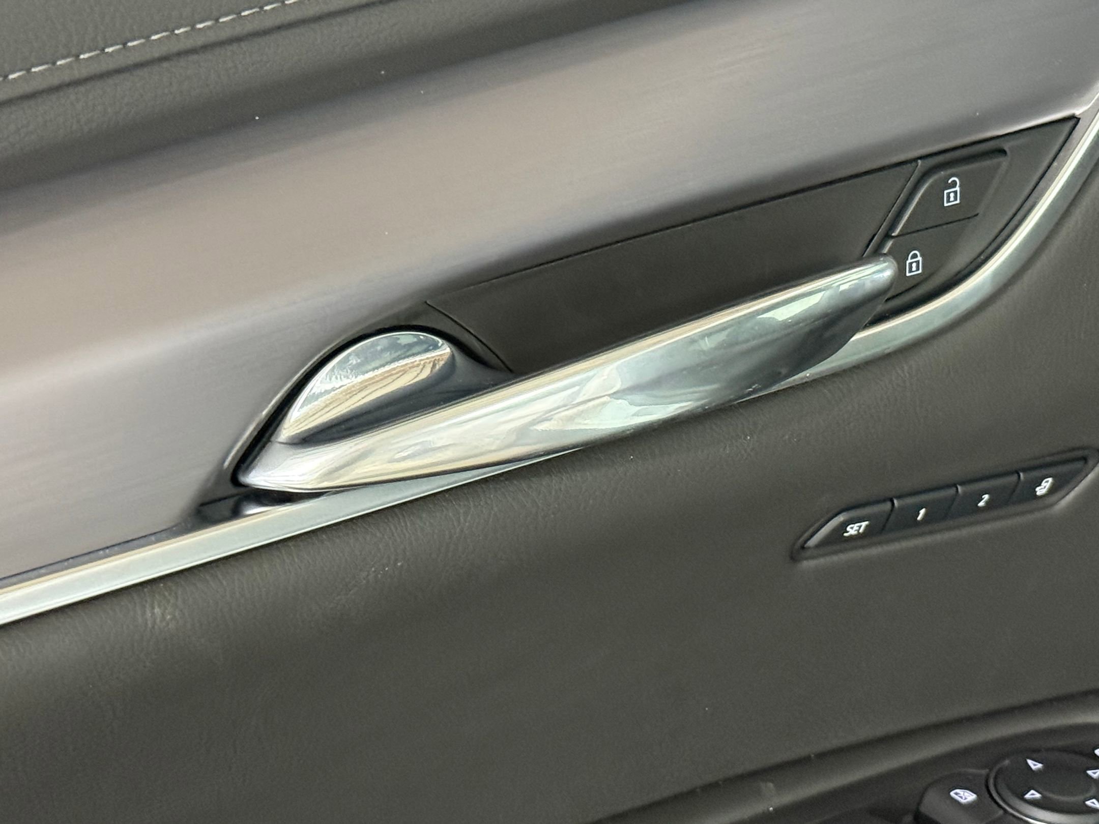 2025 Cadillac XT6 Luxury photo 20
